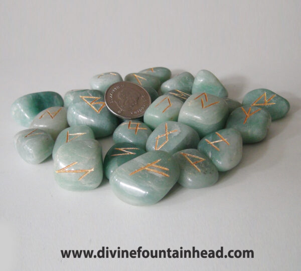 Green Aventurine Runes Set - Image 3