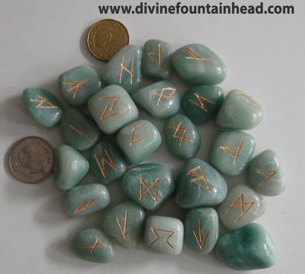 Green Aventurine Runes Set - Image 4