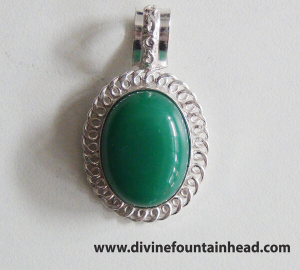 Green Onyx Pendant - Image 4